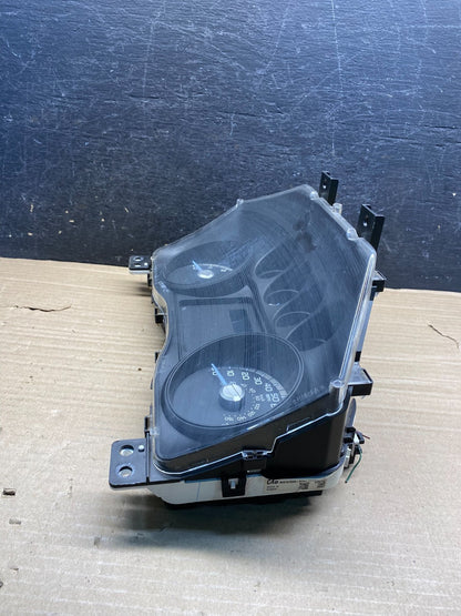 2011 Ford F250 F350 F550 Speedometer Cluster Gauge AH9931 DW2