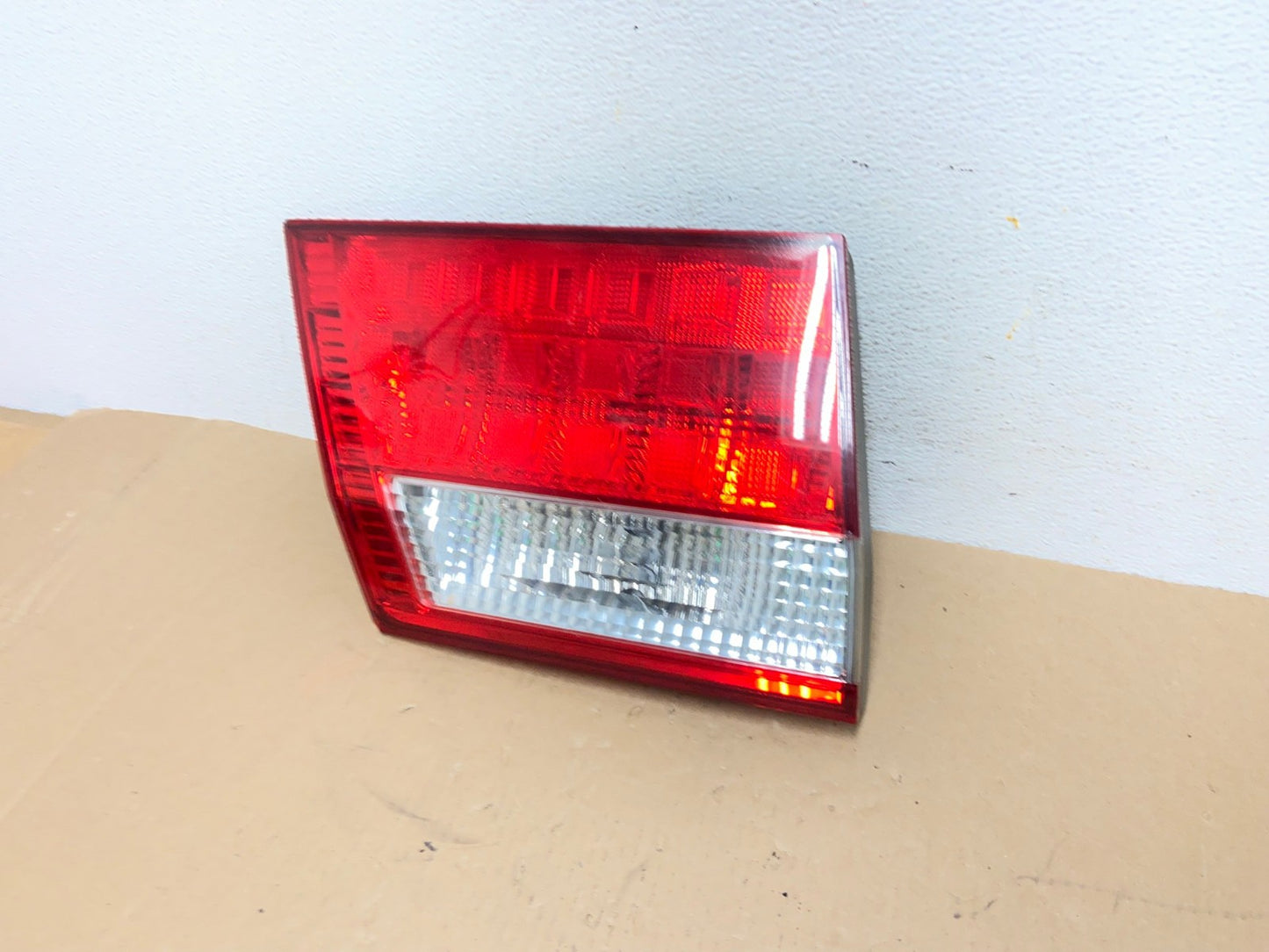 2005 2006 2007 Honda Odyssey Inner Left Driver Lh Tail Light AD6457 LK1