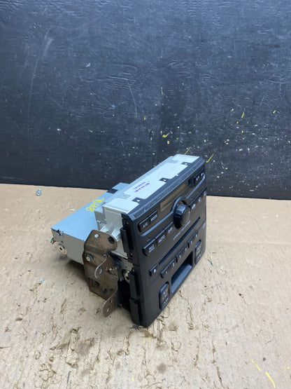 2003 - 2005 Honda Pilot Am Fm Cd Player Radio Receiver OEM  t8618 DG5