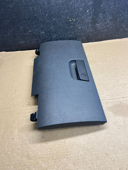 2005 to 2007 Jeep Grand Cherokee Glove Box Door Slate AH3485 PS2