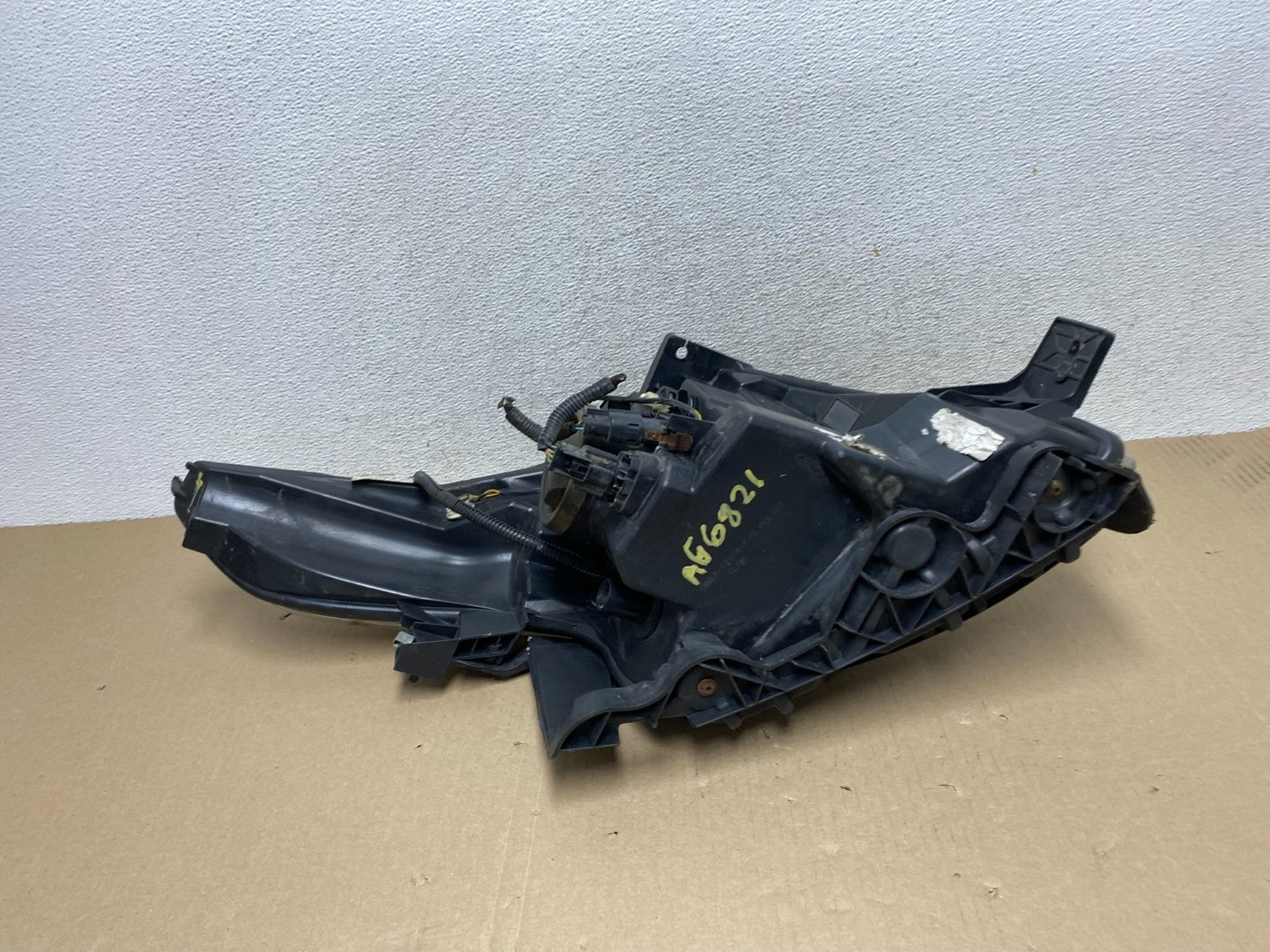 2011 to 2015 Ford Explorer Police Left Driver LH Halogen Headlight AG6821 DW8