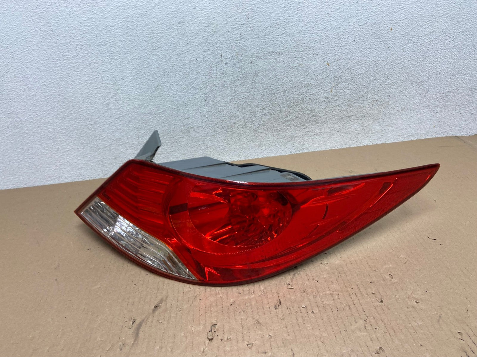 2012 2013 2014 Hyundai Accent Right Passenger RH Side Tail Light AE7356 LK0
