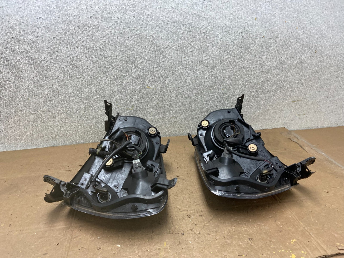 2003 2004 2005 Honda Pilot Left+Right Side Halogen Headlights Y8199 DW9