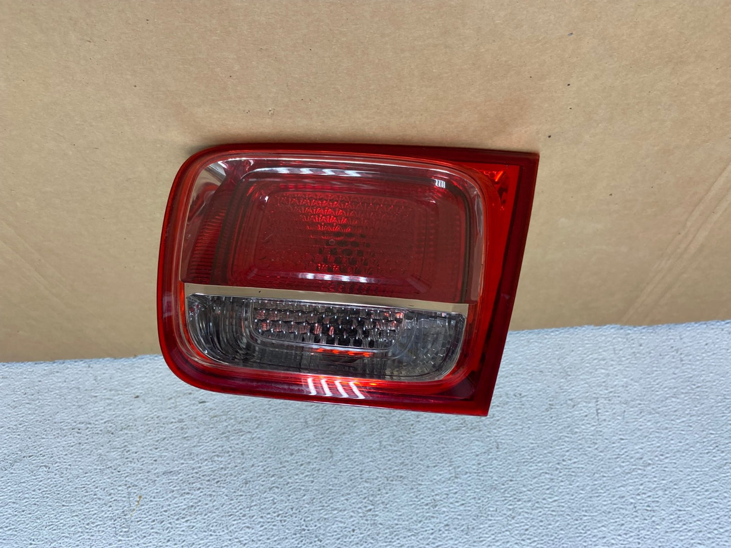 2013-2016 Chevrolet Malibu Right Passenger Rh Inner Tail Light AD2547 LK0