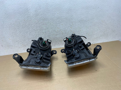 2008 to 2010 Dodge Caravan Left+Right Set Side Halogen Headlights AI1407 LK8