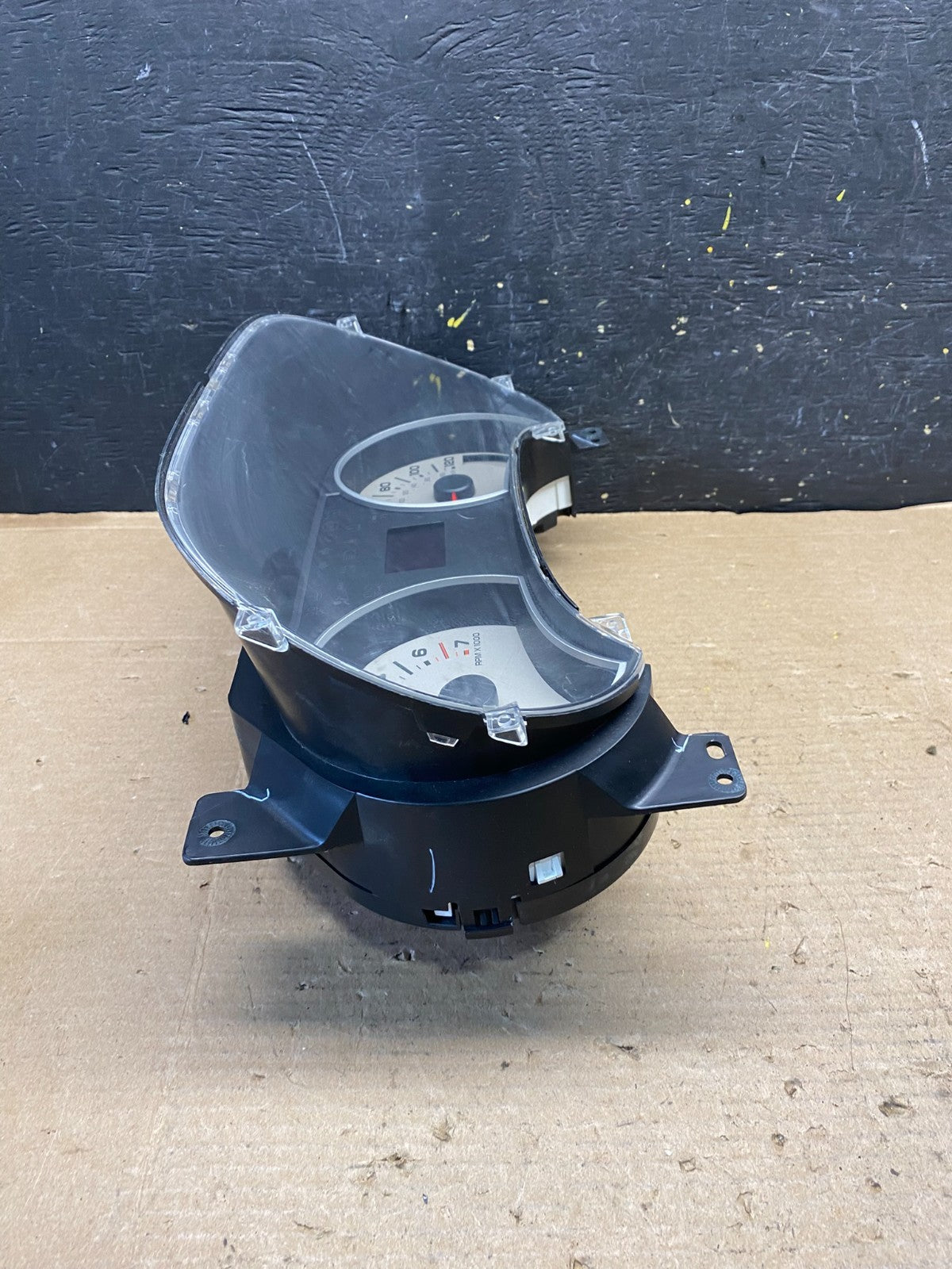 2006 2007 Ford Explorer Speedometer Cluster Gauge Oem R2852 DG2