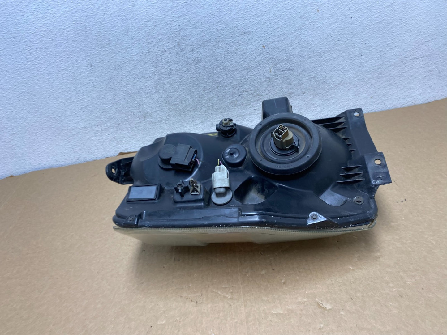 2008-2014 Ford Econoline E150 E250 E350 Left Driver LH Headlight AF7315 DW8
