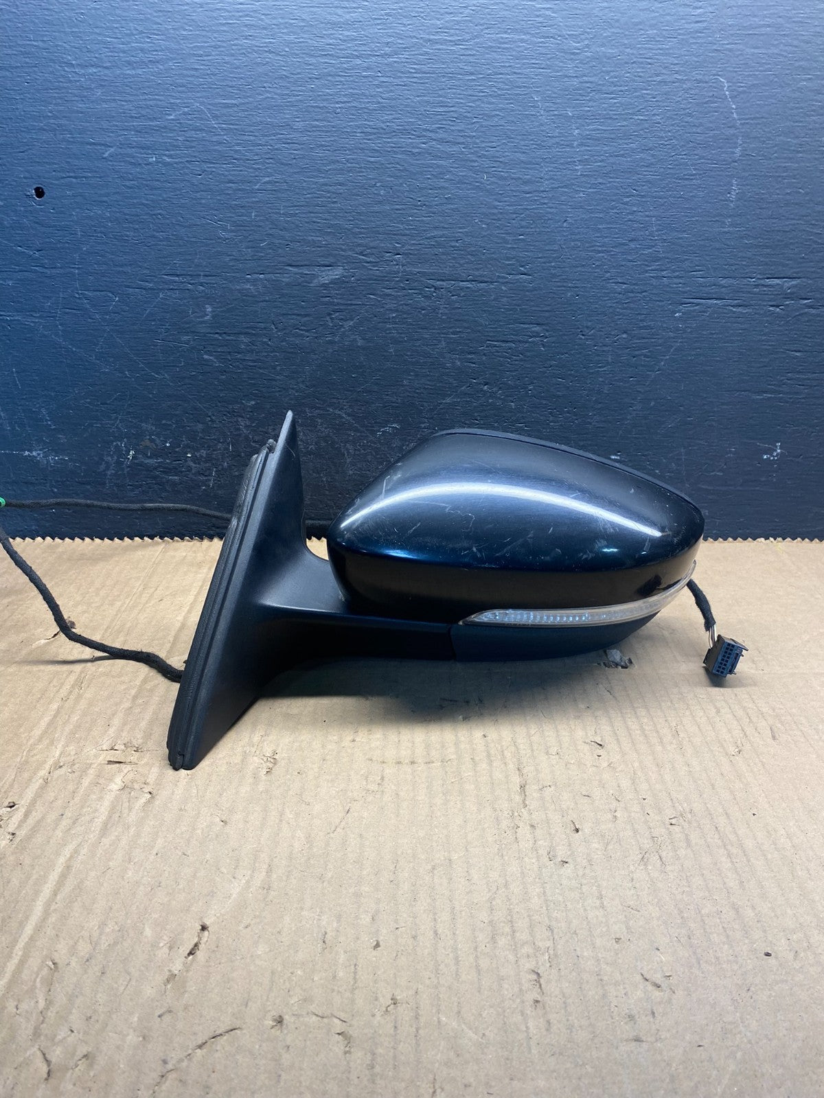 2011-2016 Volkswagen Jetta Sedan Left Driver View Door Mirror ac7901 DG0