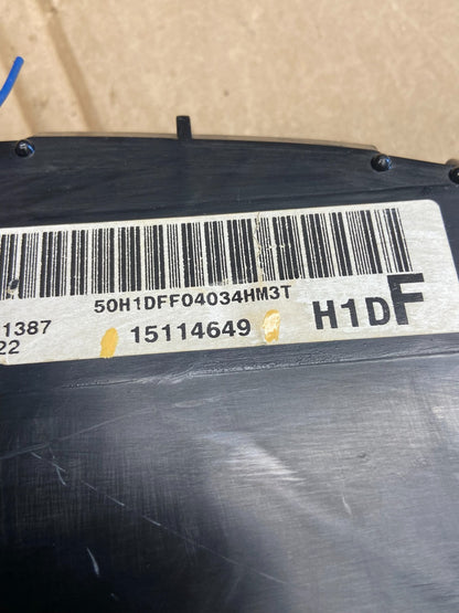 2003 to 2006 Chevrolet Silverado Yukon Cluster Gauge Speedometer AE2014 DG6