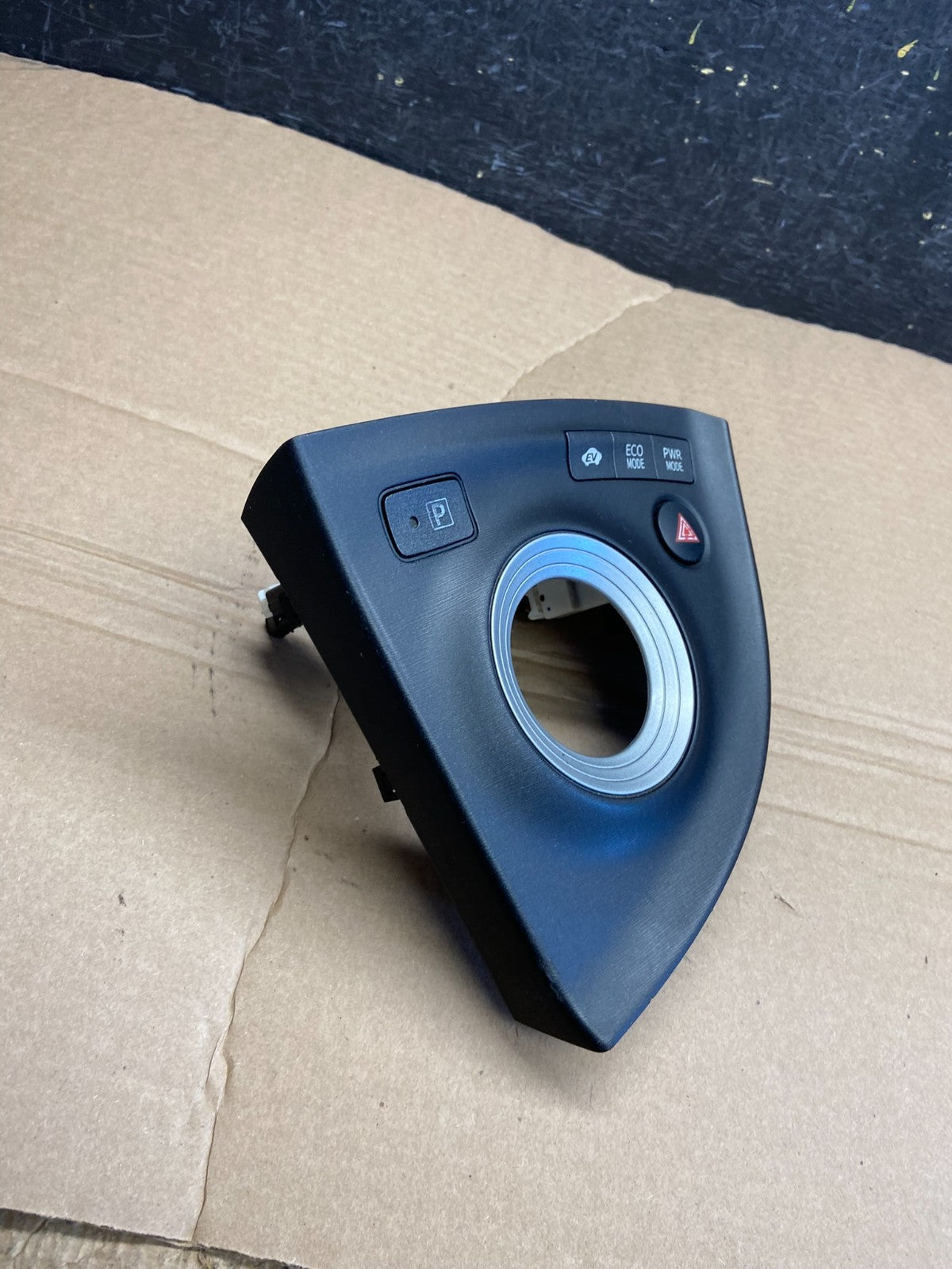 2010 to 2015 Toyota Prius 1.8L Gear Shifter Trim Panel Cover Bezel AF1754 DG2