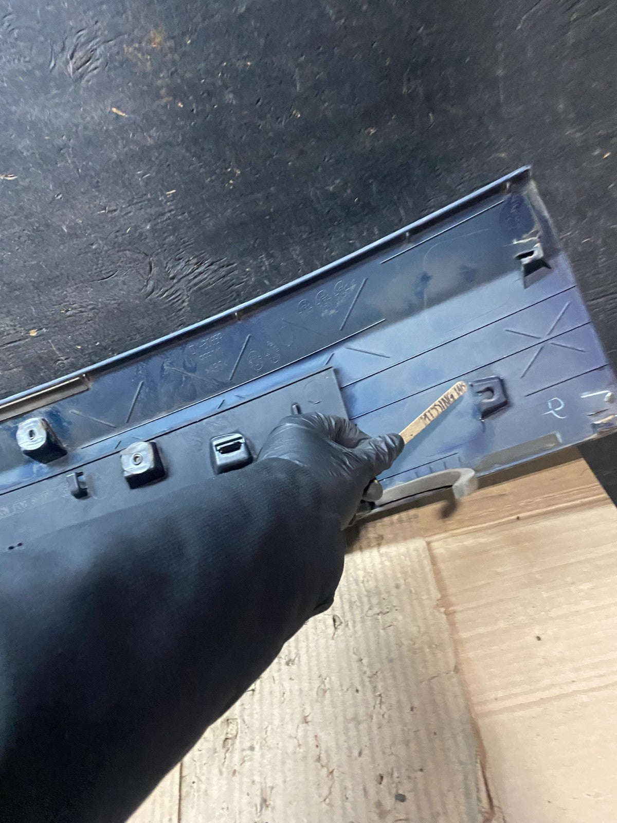2011-2018 Dodge Grand Caravan Black Rear Tail Gate Trim Molding Panel v7169 DG17
