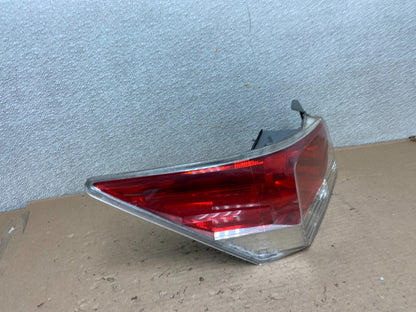 2008 to 2012 Honda Accord Sedan Tail light Left Driver LH Side AB0164 LK2
