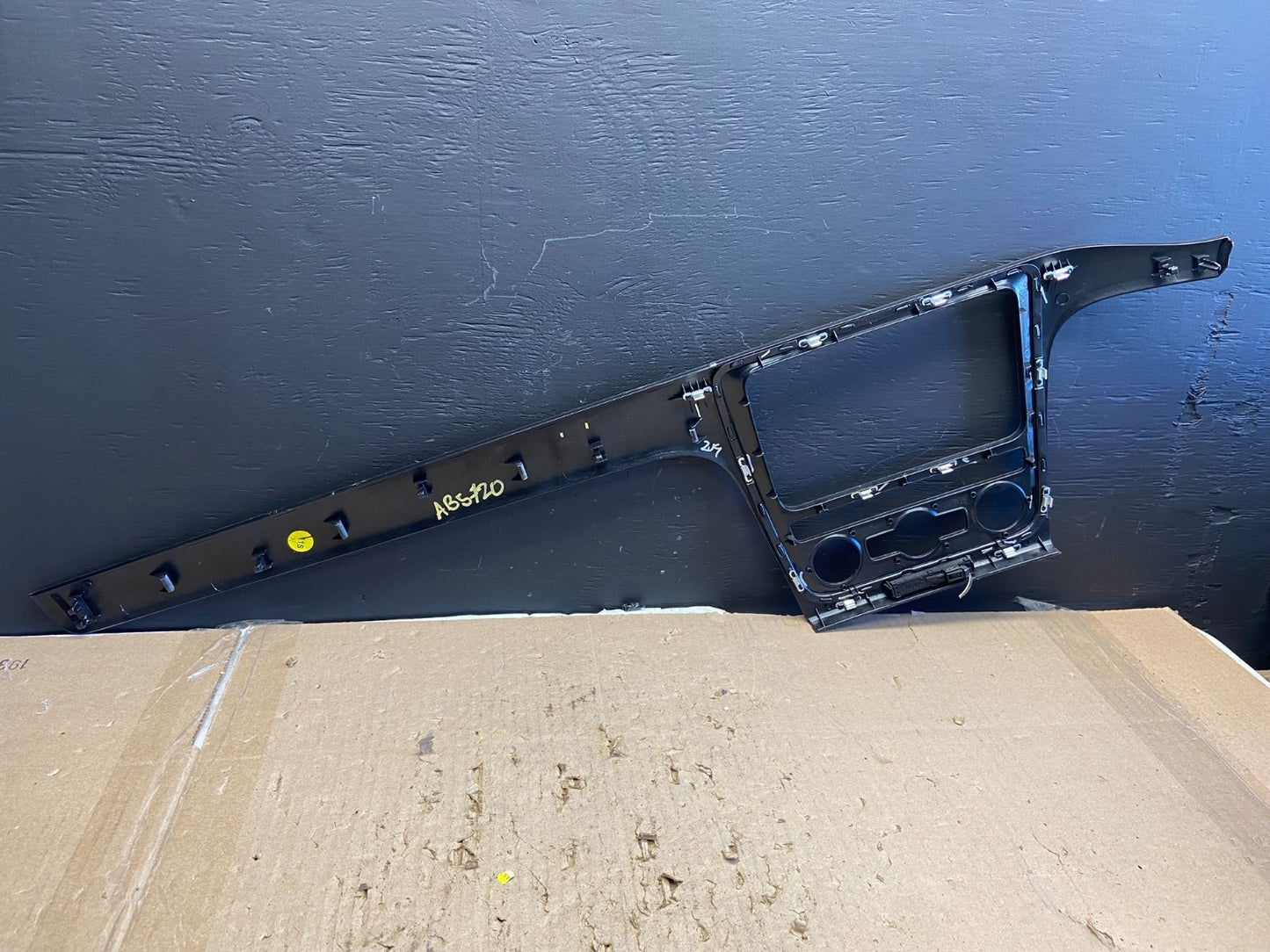 2012 to 2015 Volkswagen Passat Radio Dashboard Bezel Trim Cover OEM AB5720 DG3