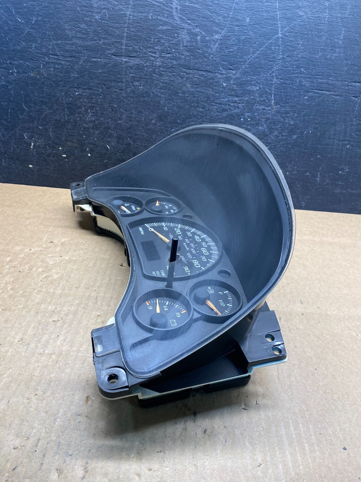 2003 to 2007 Chevrolet Express Speedometer Cluster Gauge AG7412 DG2
