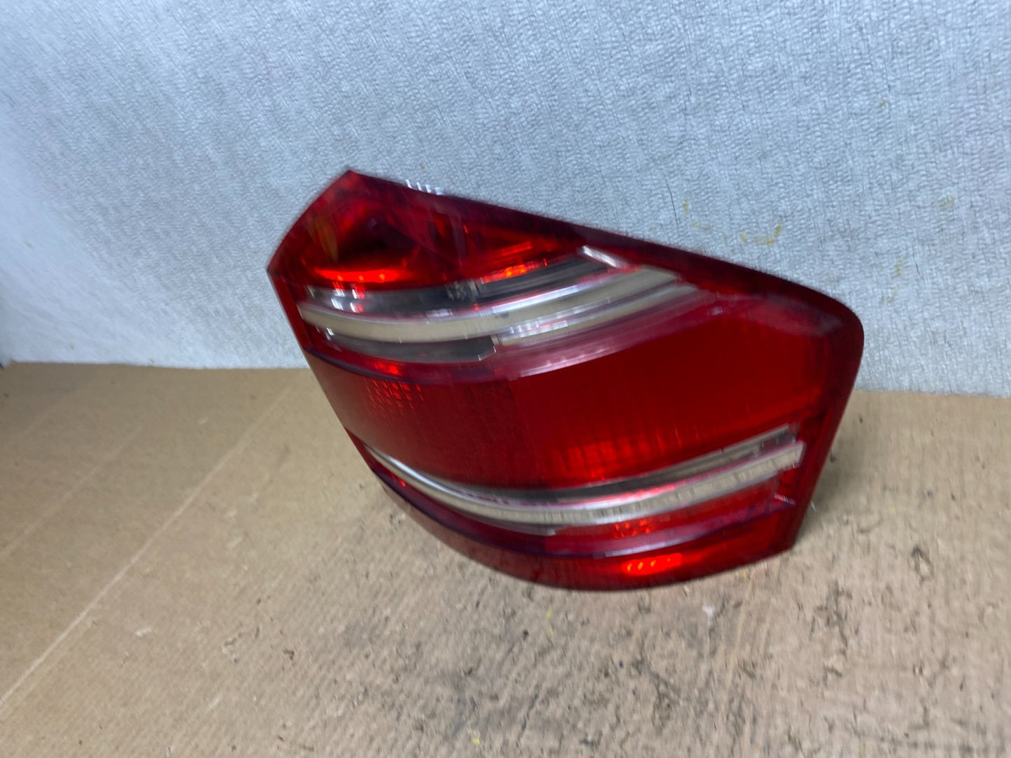 2007 to 2009 Mercedes GL-Class GL450 Right Passenger Tail Light OEM W7825 DW1
