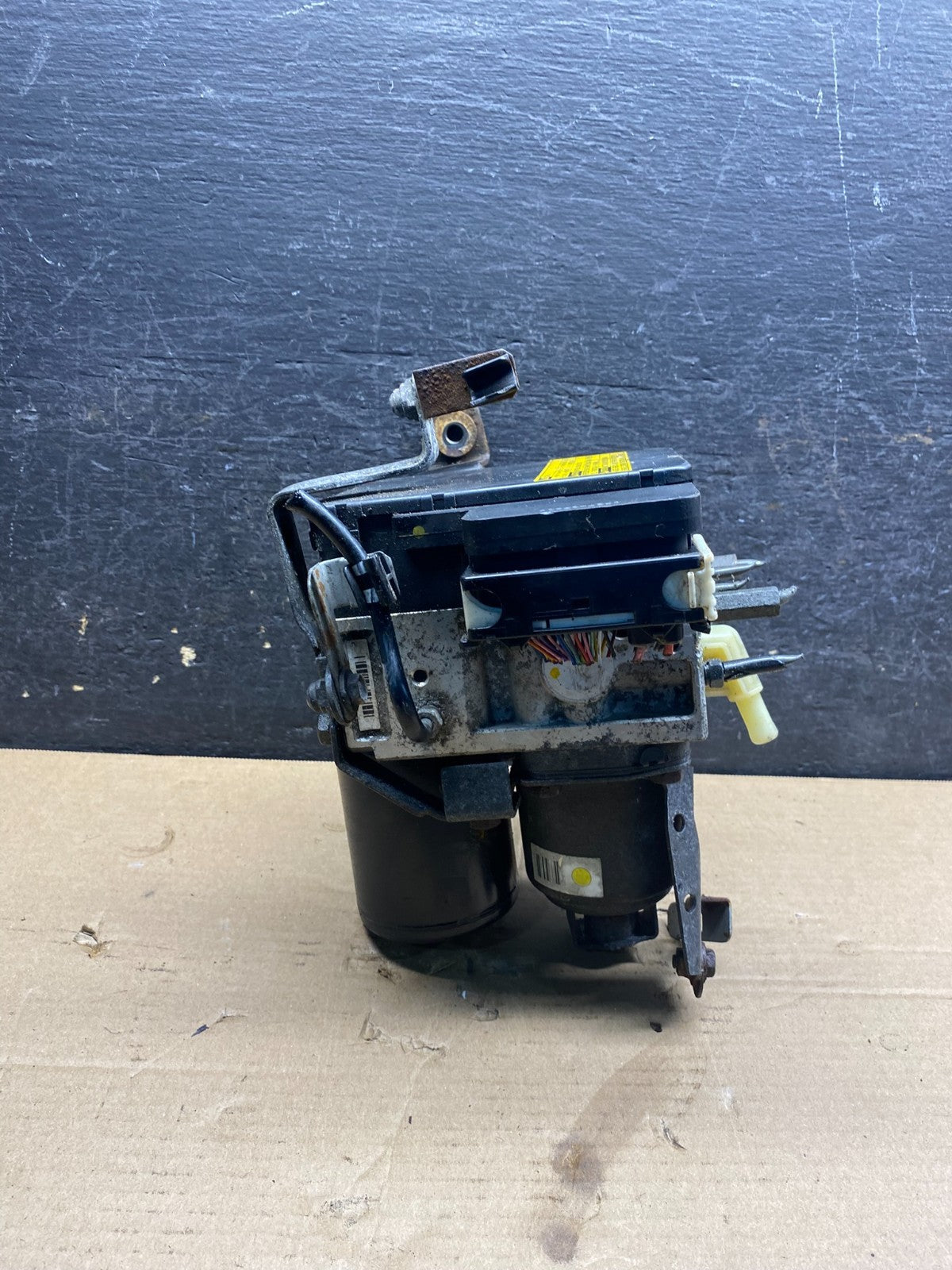 2004 - 2009 Toyota Prius ABS Brake Pump Anti Lock Module AI7491 DG4