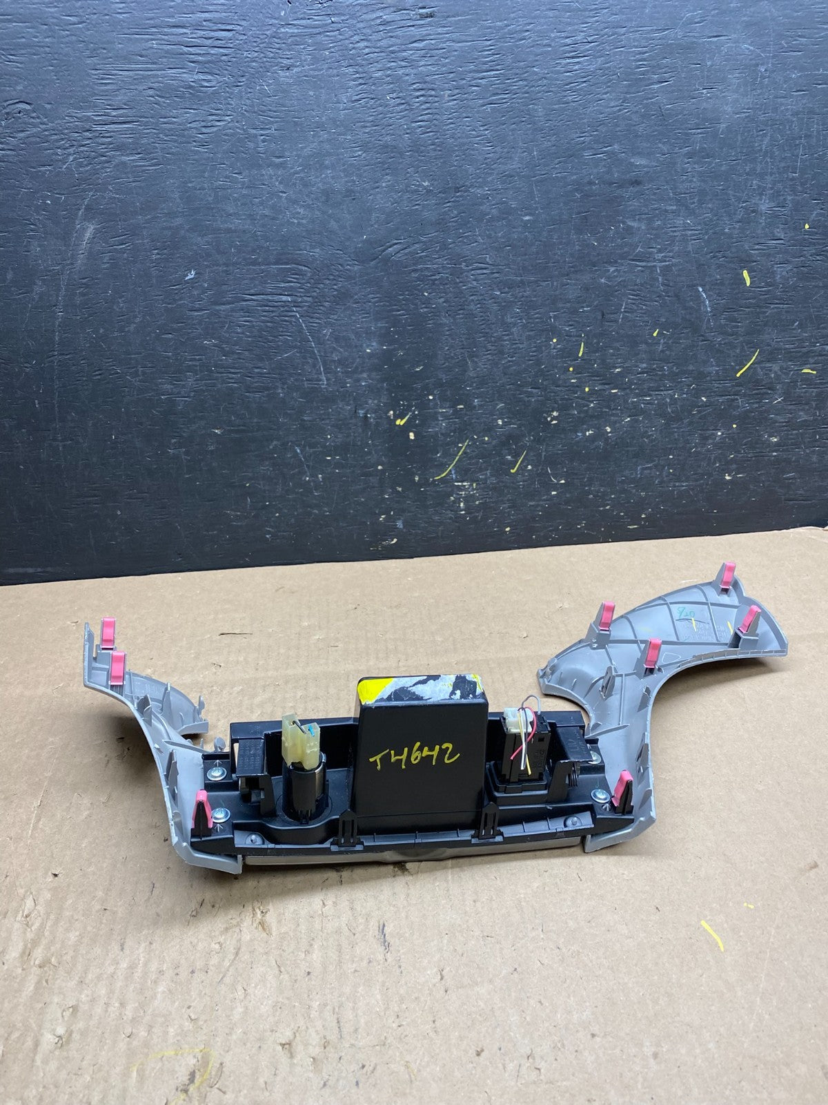 2008 to 2013 Toyota Highlander Center Dash Storage Pocket OEM T4642 DG5