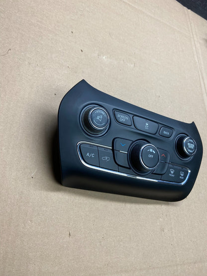 2014 to 2017 Jeep Cherokee Heater Climate Temperature Control AI6209 DG2