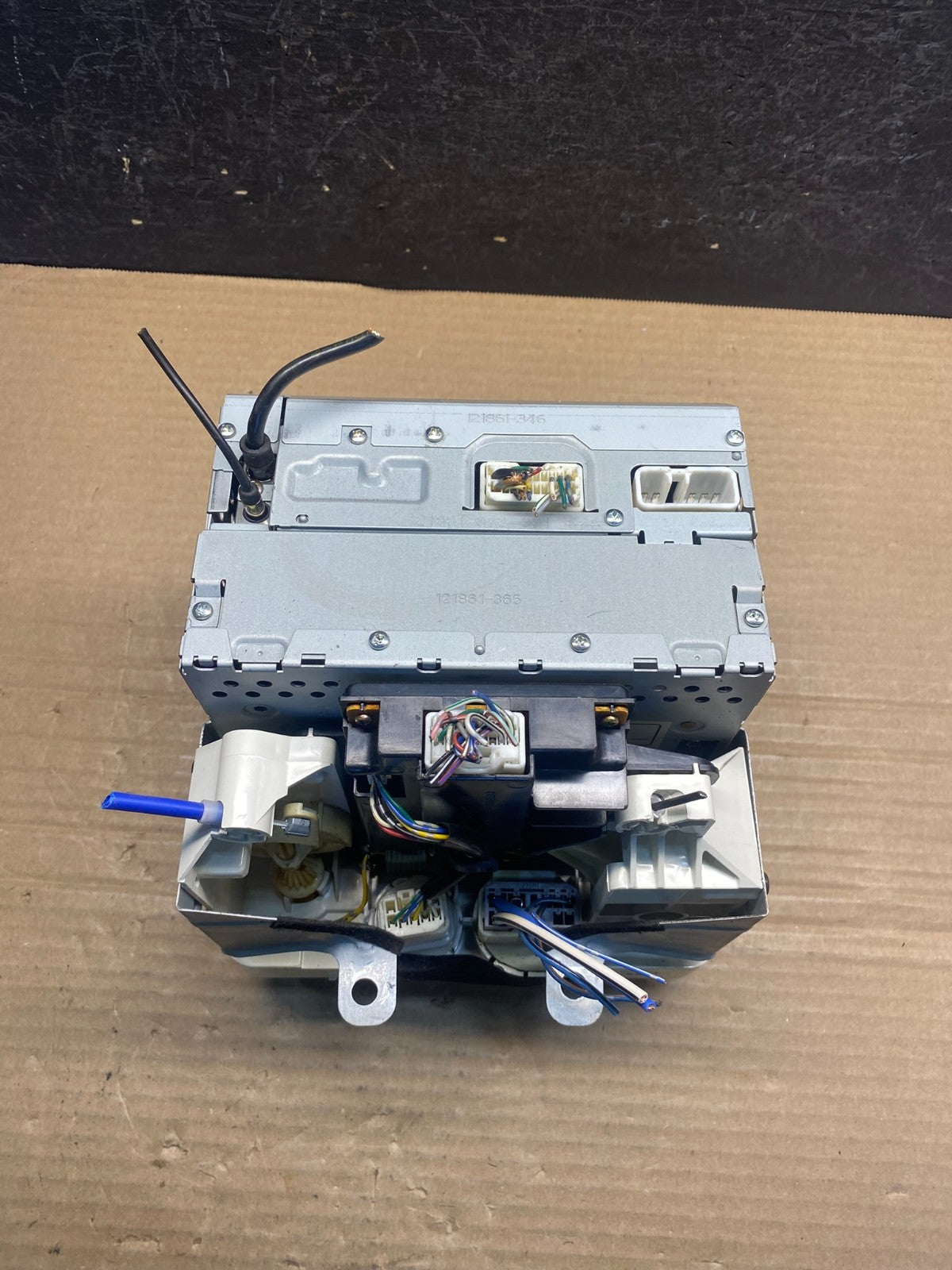 2000-2004 Toyota Avalon Radio Stereo 6 CD Tape Player Climate Control AF3877 DG5