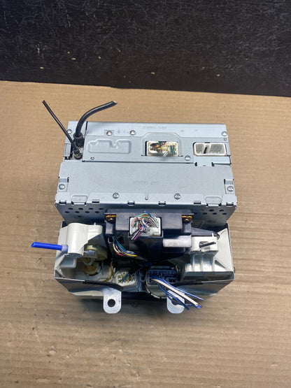 2000-2004 Toyota Avalon Radio Stereo 6 CD Tape Player Climate Control AF3877 DG5
