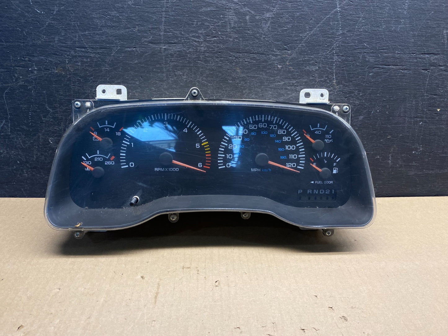 1998 to 2000 Dodge Dakota Instrument Speedometer Gauge Cluster AG9372 DG0