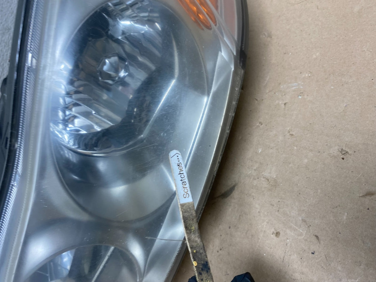 2002 to 2004 Infiniti I35 Left Driver LH Side Headlight Xenon AG3360 DW3