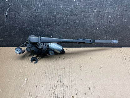 2008-2012 Land Rover LR2 Rear Glass Windshield Wiper Motor OEM u9467 DG0
