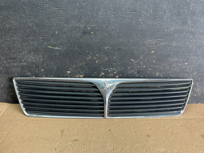 2002 2003 Mitsubishi Lancer Front Upper Radiator Grille Grill OEM AB3084 DG0