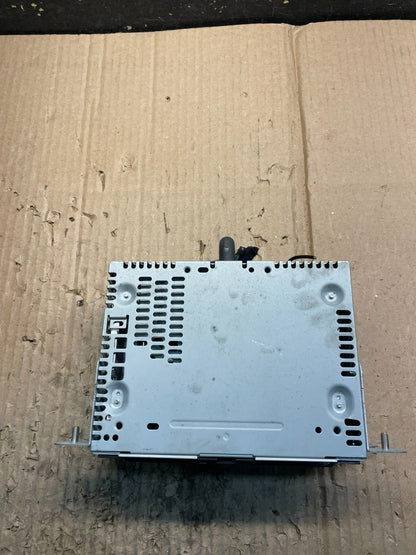 2017 2018 2019 Ford Explorer Audio Equipment Radio Receiver AM FM CD x4147 DG4