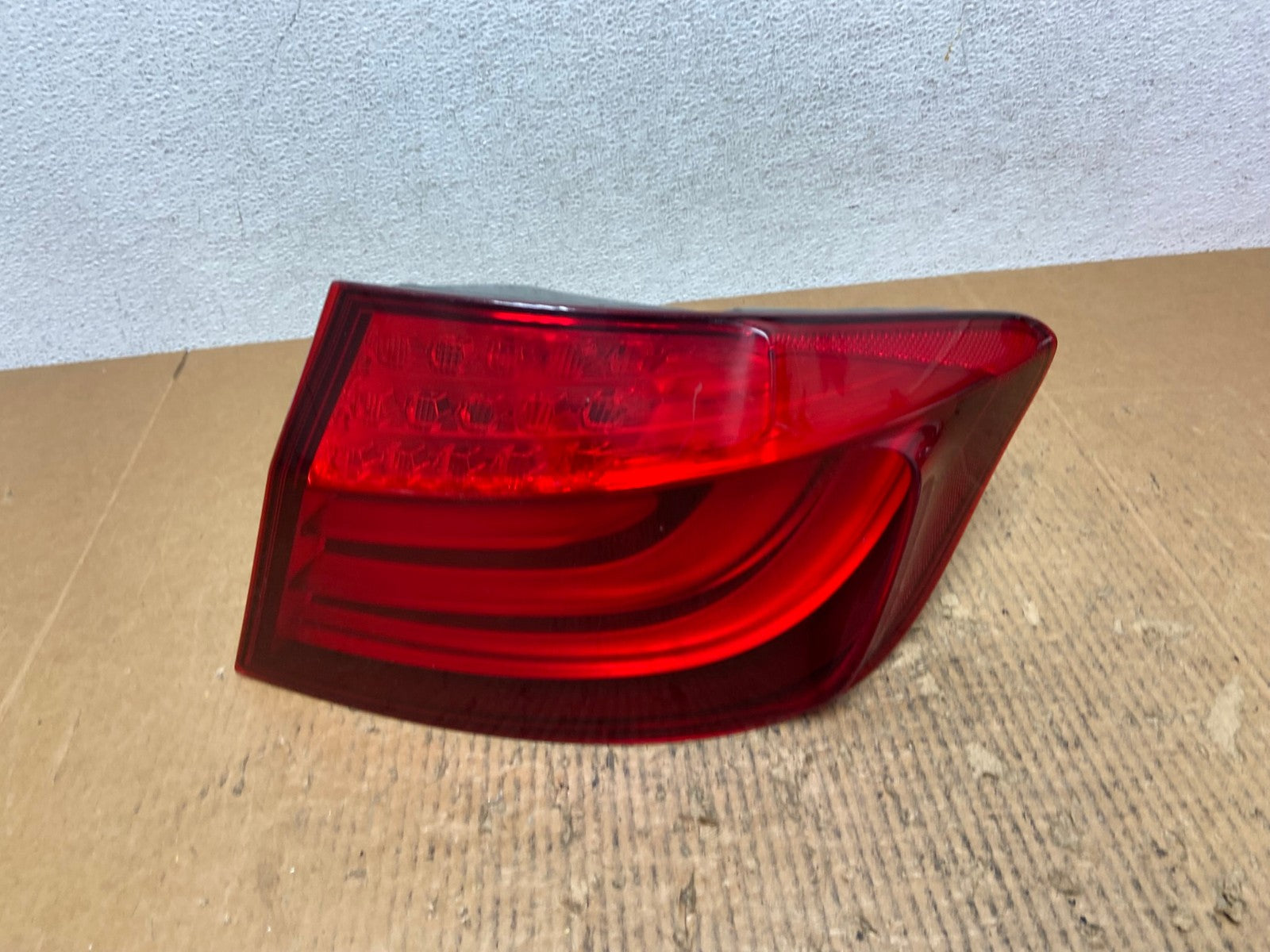 2011 2012 2013 BMW 5 Series F10 Right Passenger Rh Side Tail Light AE2694 LK0