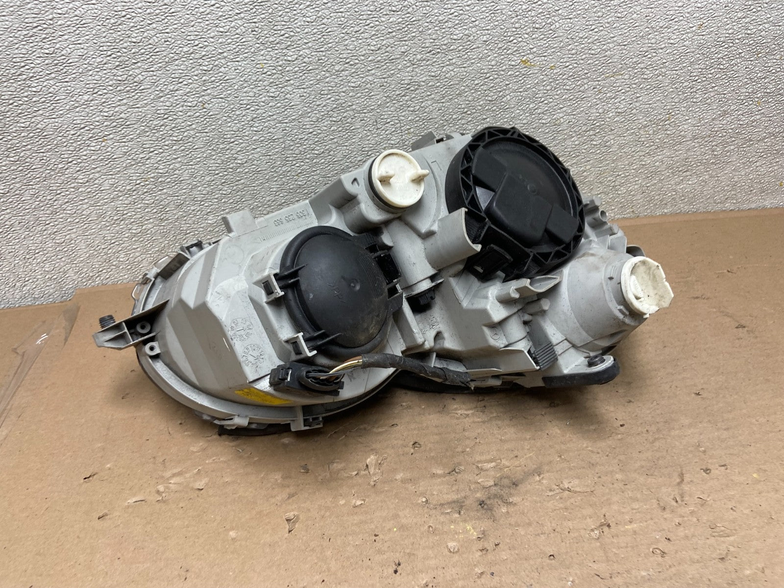 2001-2004 Mercedes-Benz C Class Halogen Left Driver Headlight Oem AB0165 DW3