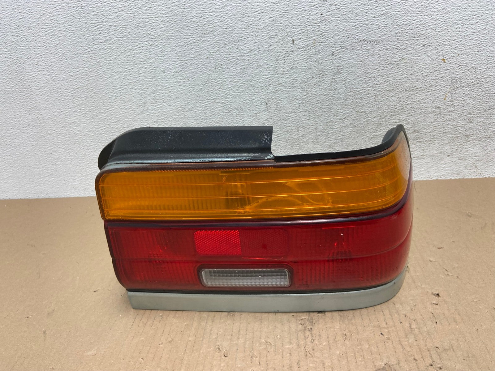 1993 to 1995 Toyota Corolla Right Passenger RH Side Tail Light AE7316 LK0