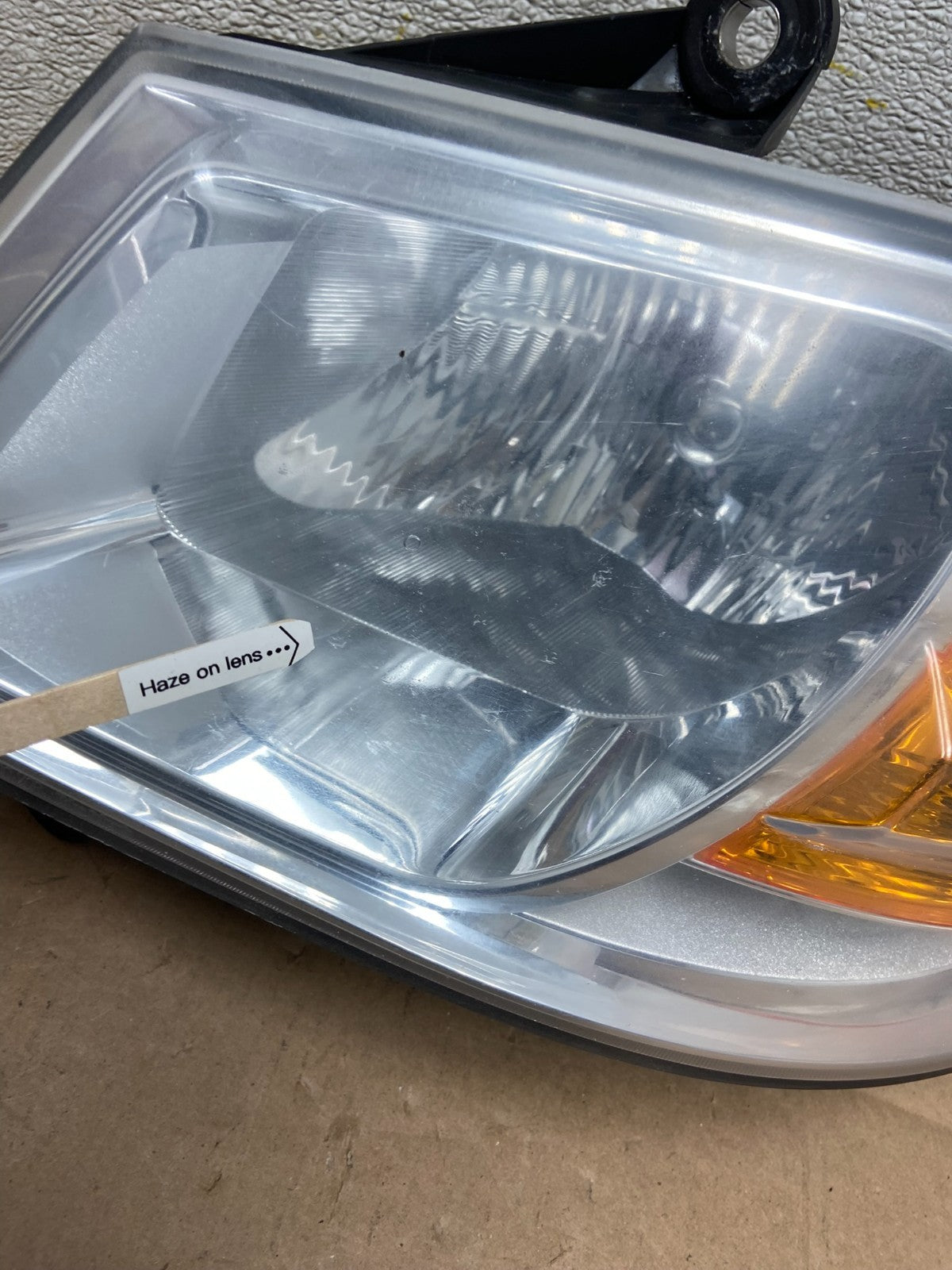 2008 to 2010 Dodge Caravan Left Driver Lh Halogen Headlight Y1008 DW4
