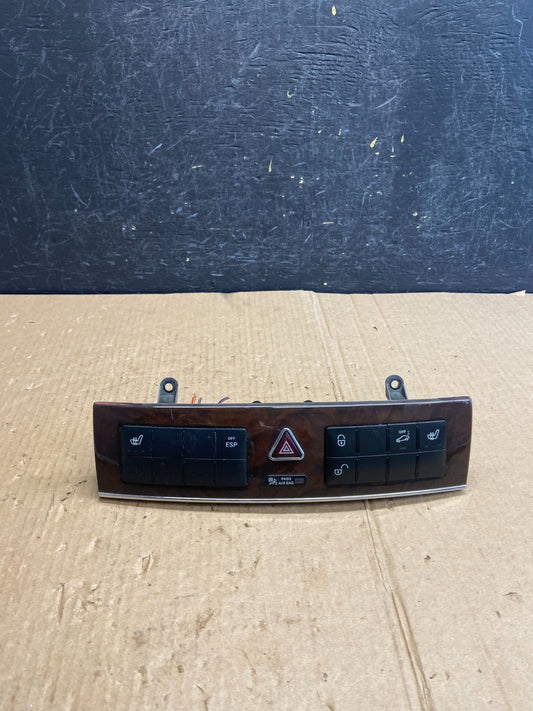 2006-2011 Mercedes W211 E350 E500 Center Console Switch Control Unit AE3899 DG0
