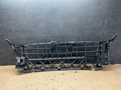 2007 2008 2009 Audi Q7 Front Bumper Cover Grill Support Reinforcement z5562 DG4