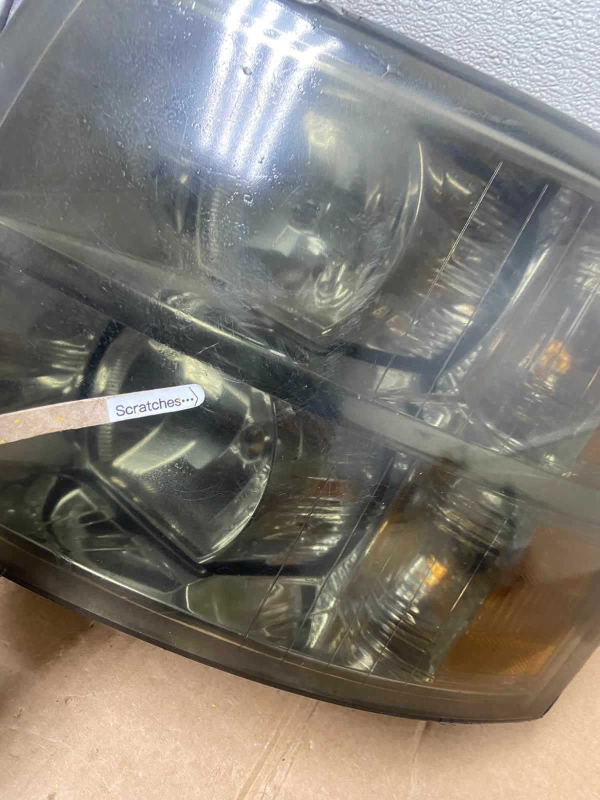 2007 to 2014 Chevrolet Silverado Left+Right Side Headlights AA1595 DW4