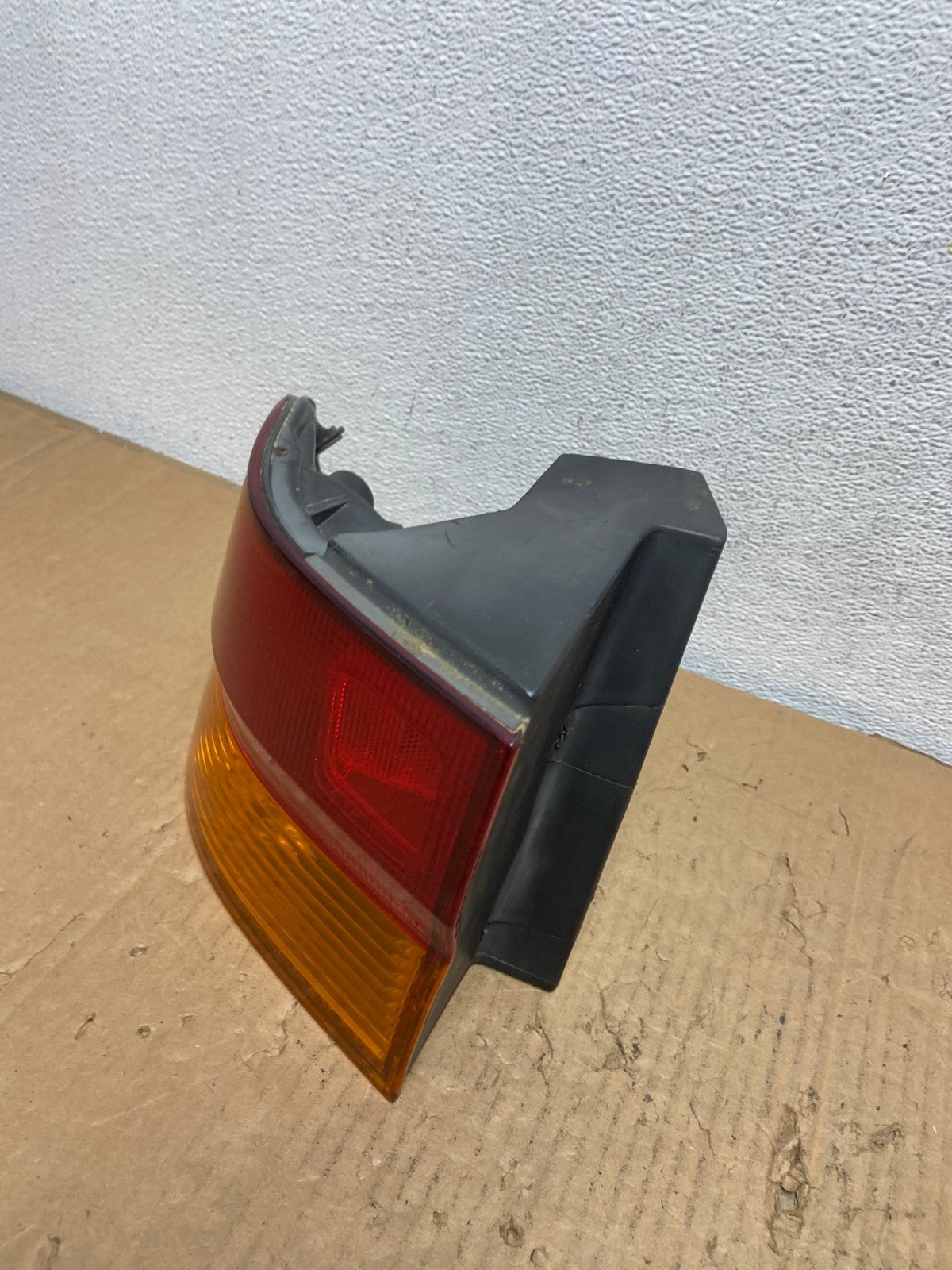 2002 2003 2004 Honda Odyssey Left Driver LH Side Tail Light AD1117 LK1