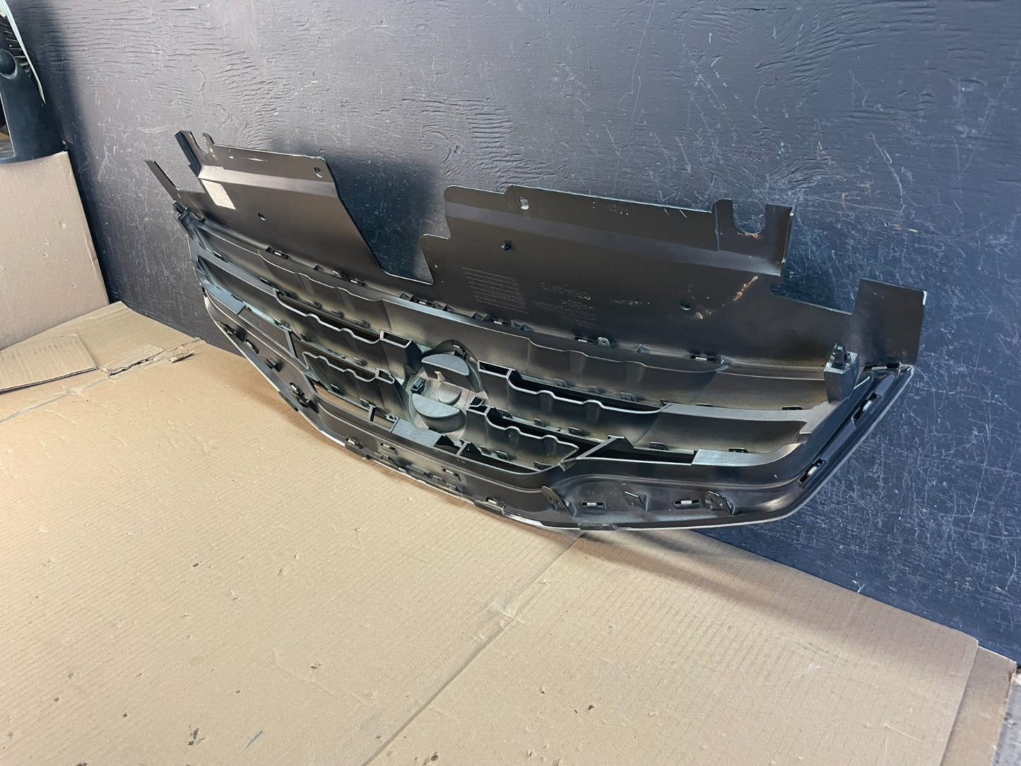 Sedan 2010 2011 2012 Nissan Altima Front Upper Grill Grille ae3582 DG4