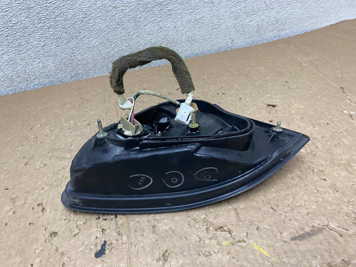 2000-2003 Lexus RX300 Right Passenger Side Rear Inner Tail Light AD2489 LK5