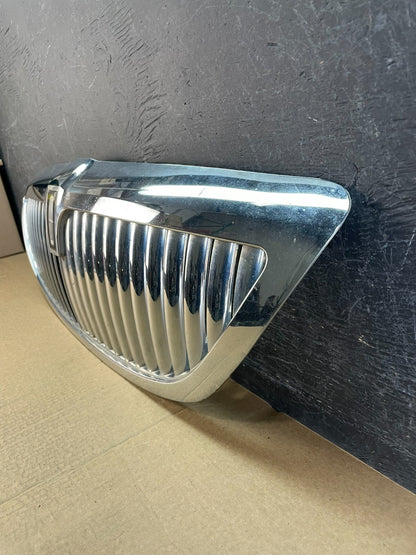 2003 to 2011 Lincoln Town Car Front Upper Grille Grill Chrome W/Emblem af5226 DG1