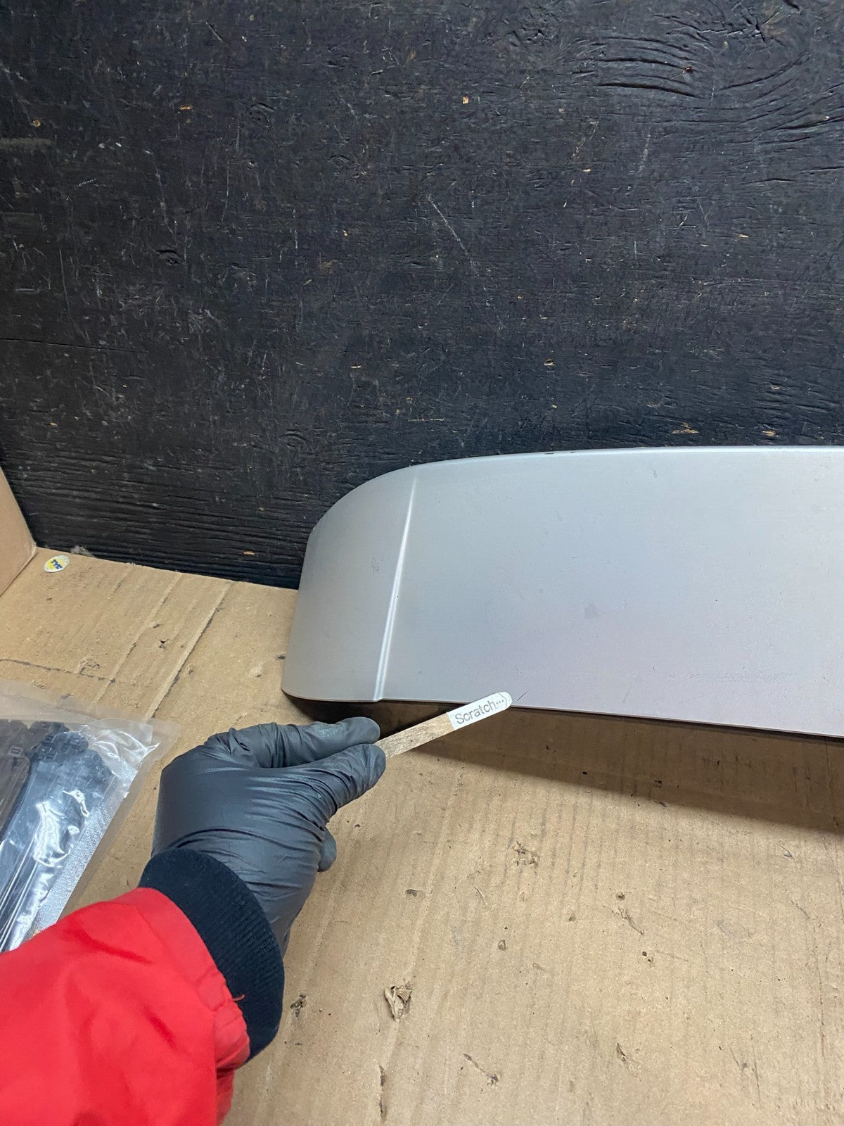 2007 to 2009 AUDI Q7 Rear Tailgate Spoiler W/ 3RD Third Brake Light OEM t4150 DG3