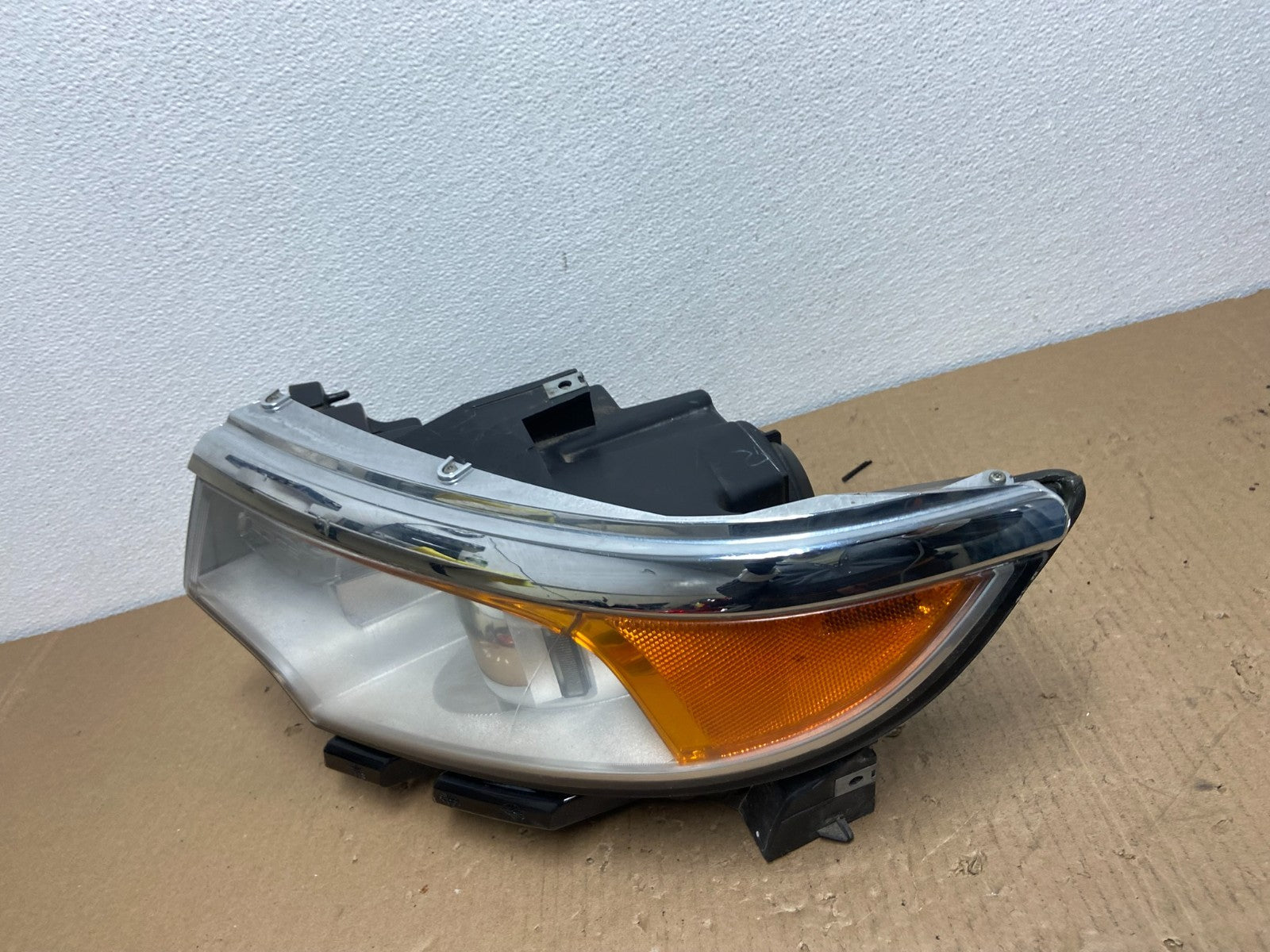 2011 to 2014 Ford Edge Front Left Driver Side Headlight Halogen Oem AB6653 DW1