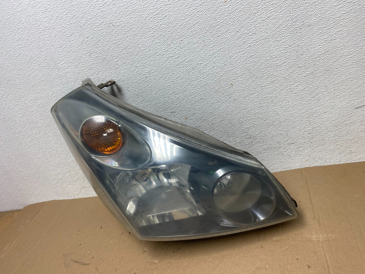 2004 to 2009 Nissan Quest Right Passenger RH Black Headlight AD6418 DW1