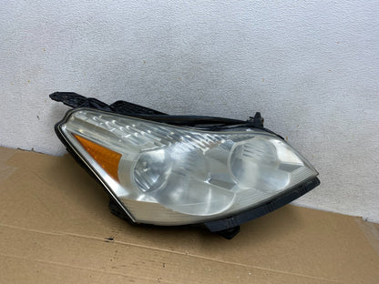 2009 to 2012 Chevrolet Traverse Right Passenger Halogen Headlight AH7788 DW0