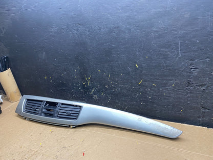 2003-2006 Mitsubishi Lancer Center Dash Air Vent Trim Panel OEM w9681 DG2