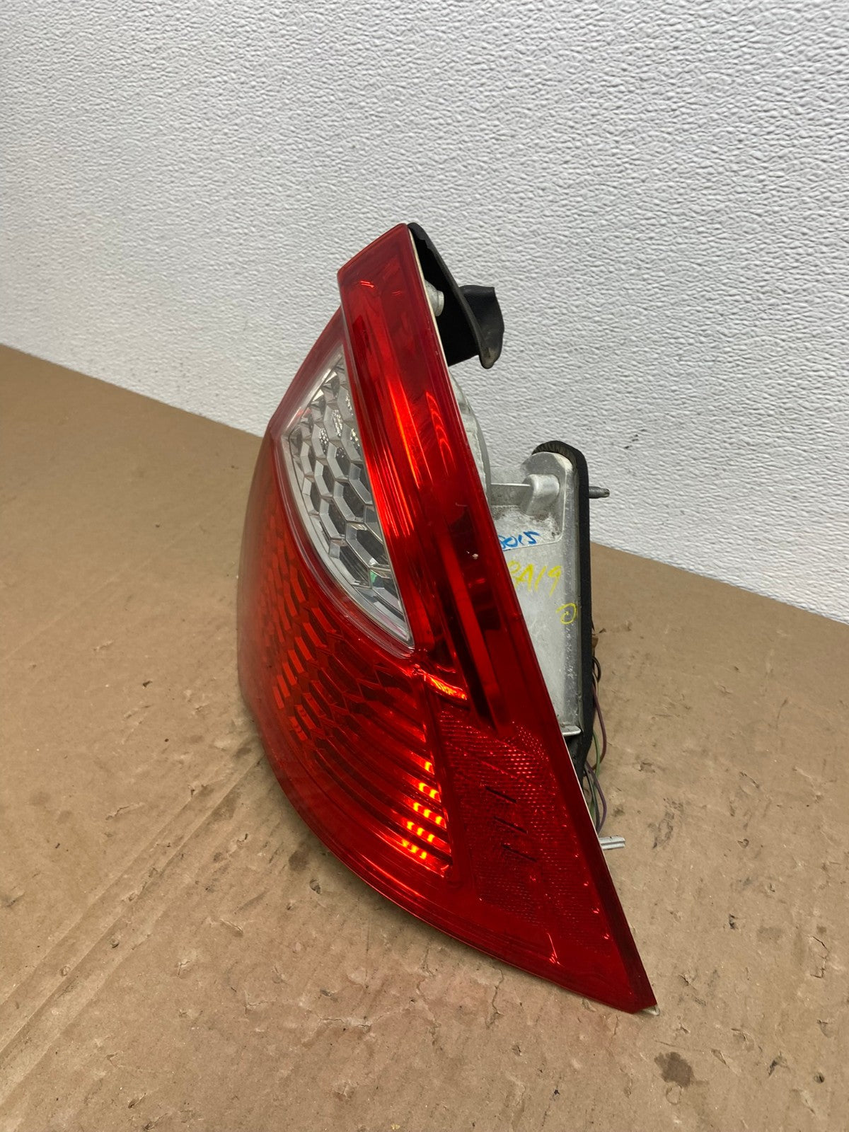 2010 2011 2012 Ford Fusion Right Passenger Side Tail Light Oem AB6928 LK1