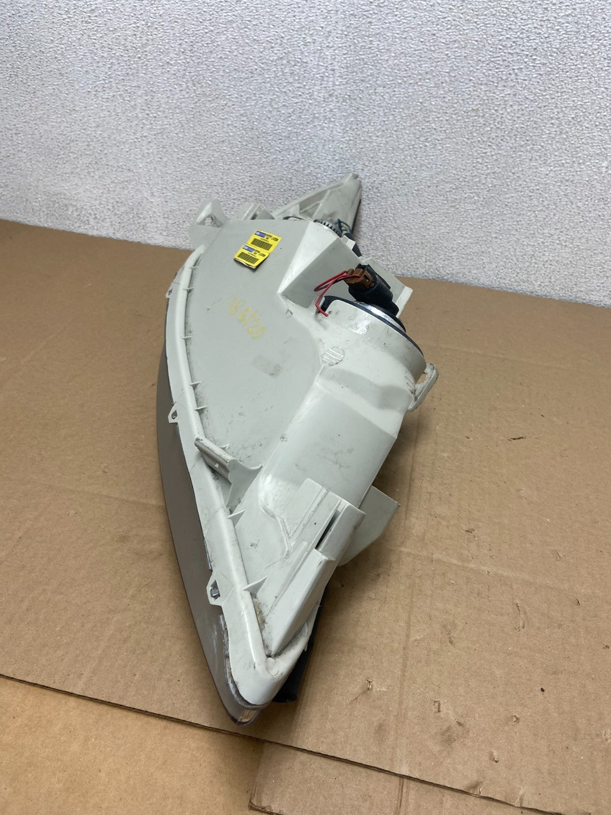 2002 2003 2004 Toyota Camry Left Driver Lh Side Halogen Headlight AB6120 DW5