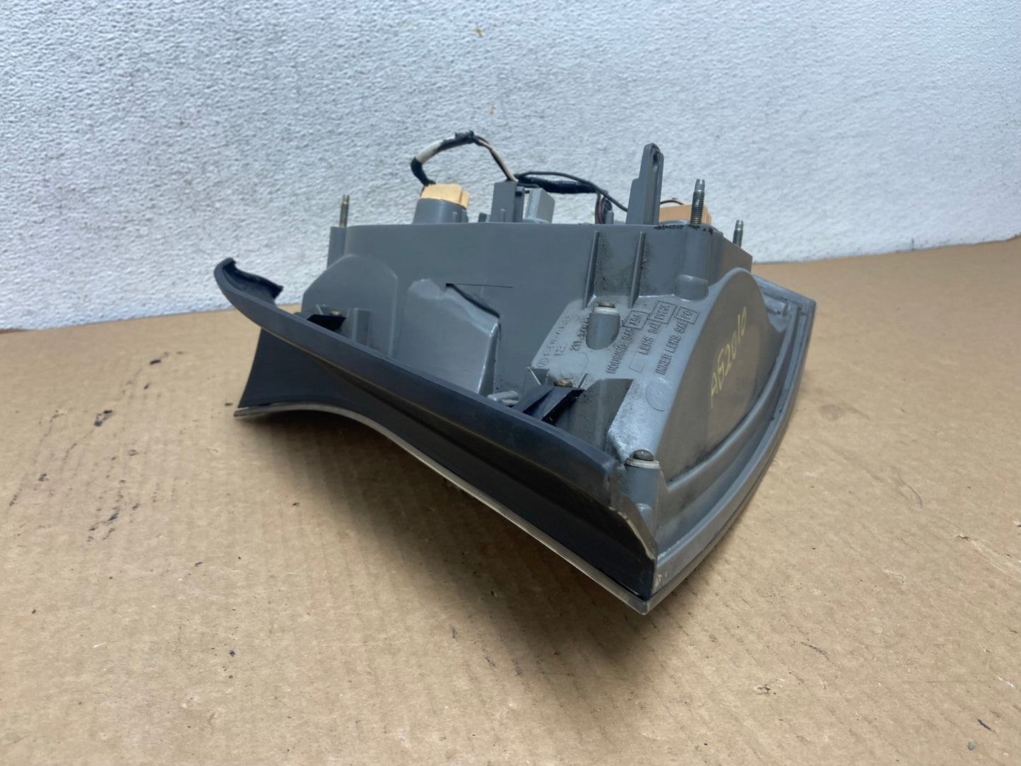 2005 to 2007 Subaru Legacy Outback Left Driver LH Tail Light AG2010 LKq4