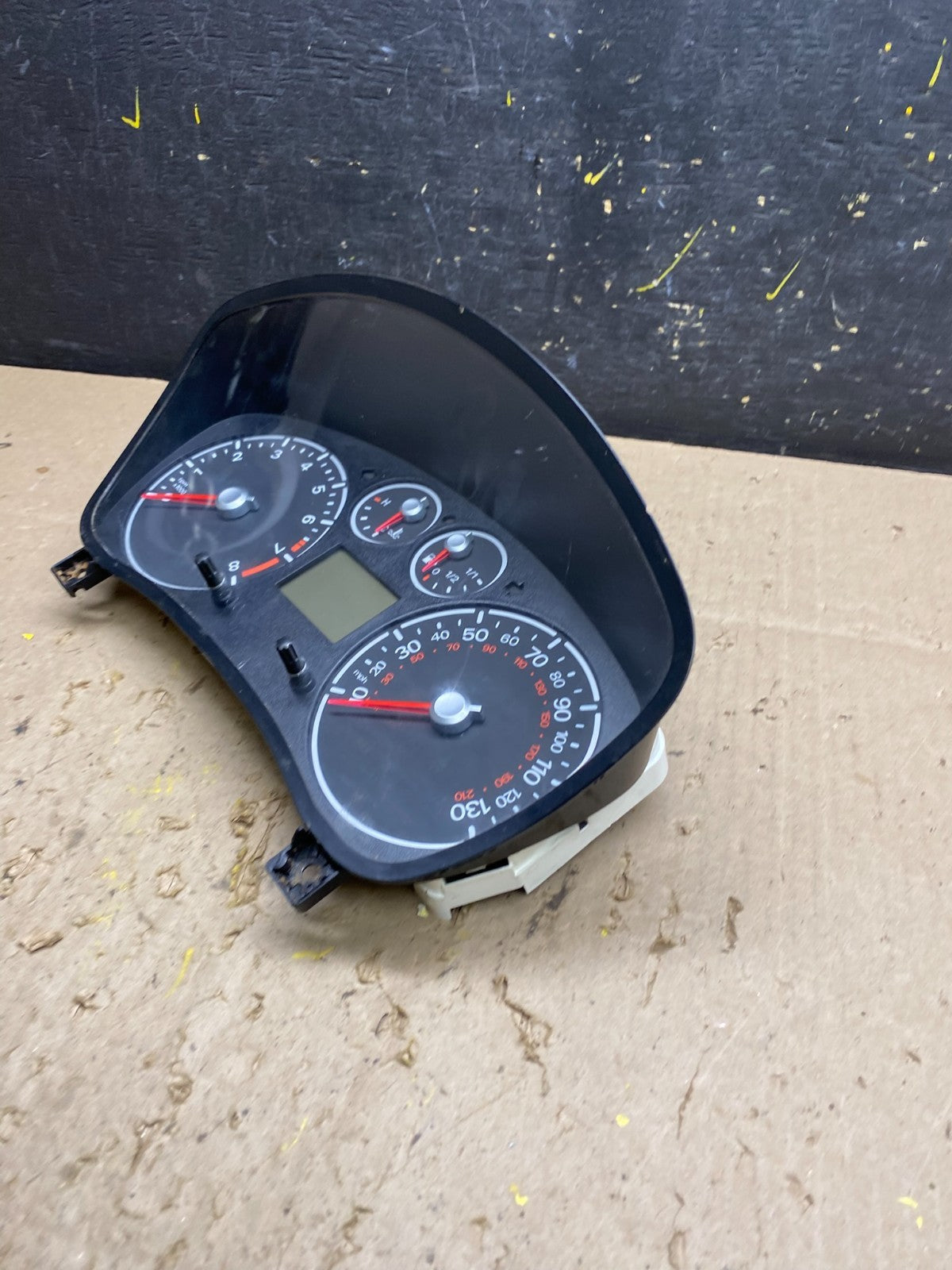 2010 to 2011 Ford Transit Speedometer Gauge Cluster U5517 DG3