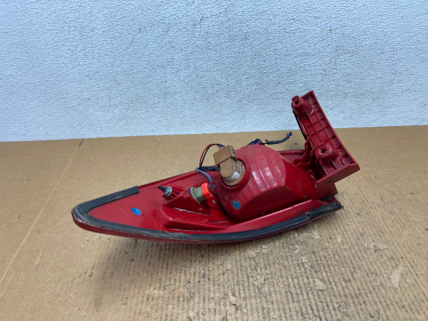 2009 2010 2011 2012 Chevrolet Traverse Left Driver LH Tail Light AE2724 LK4